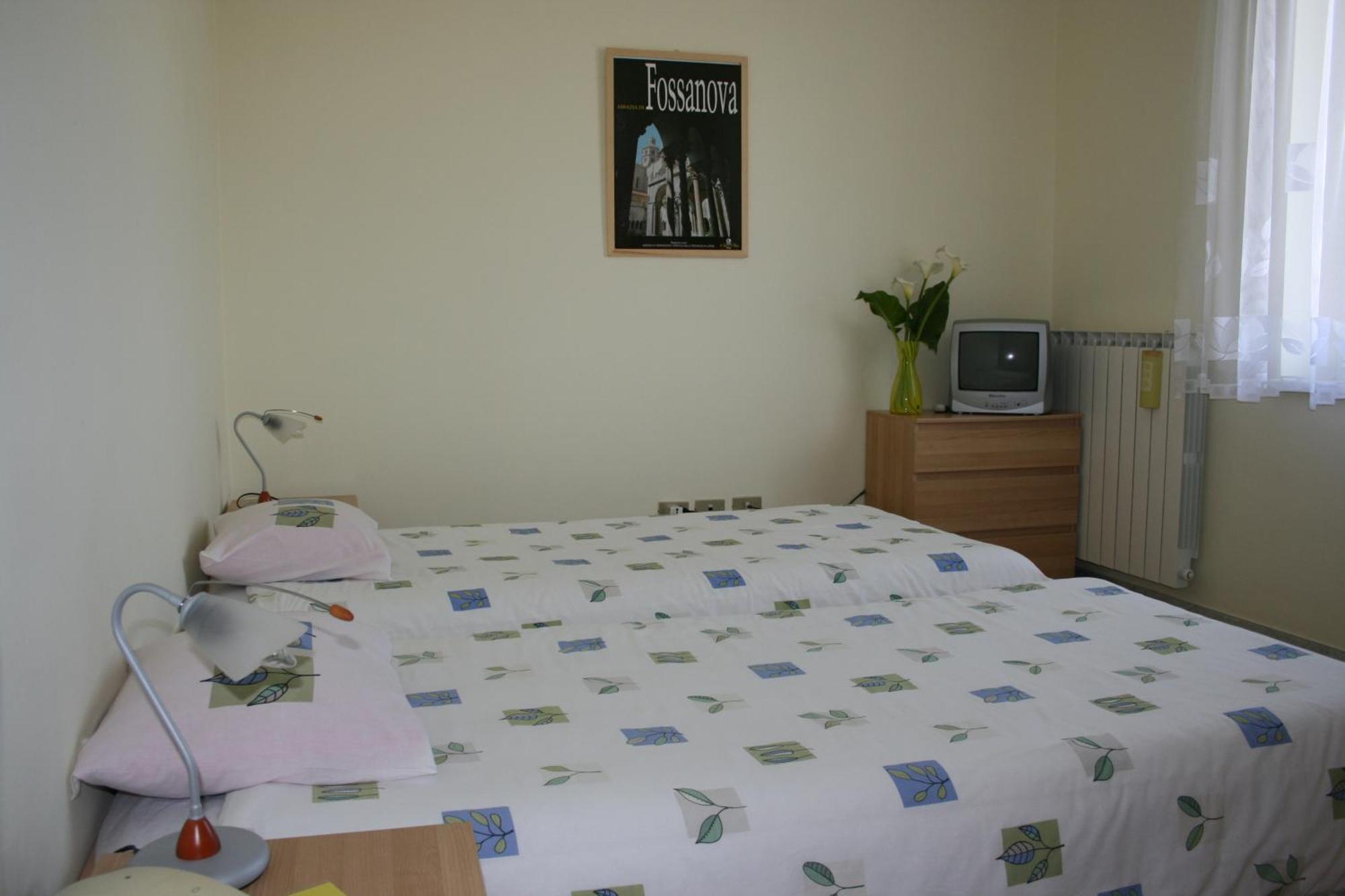 Bed And Breakfast Elisa Sonnino Exterior foto